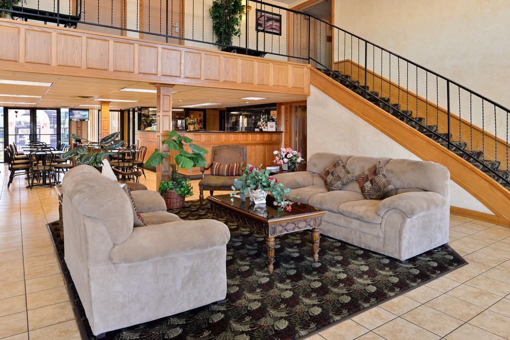 Rodeway Hotel